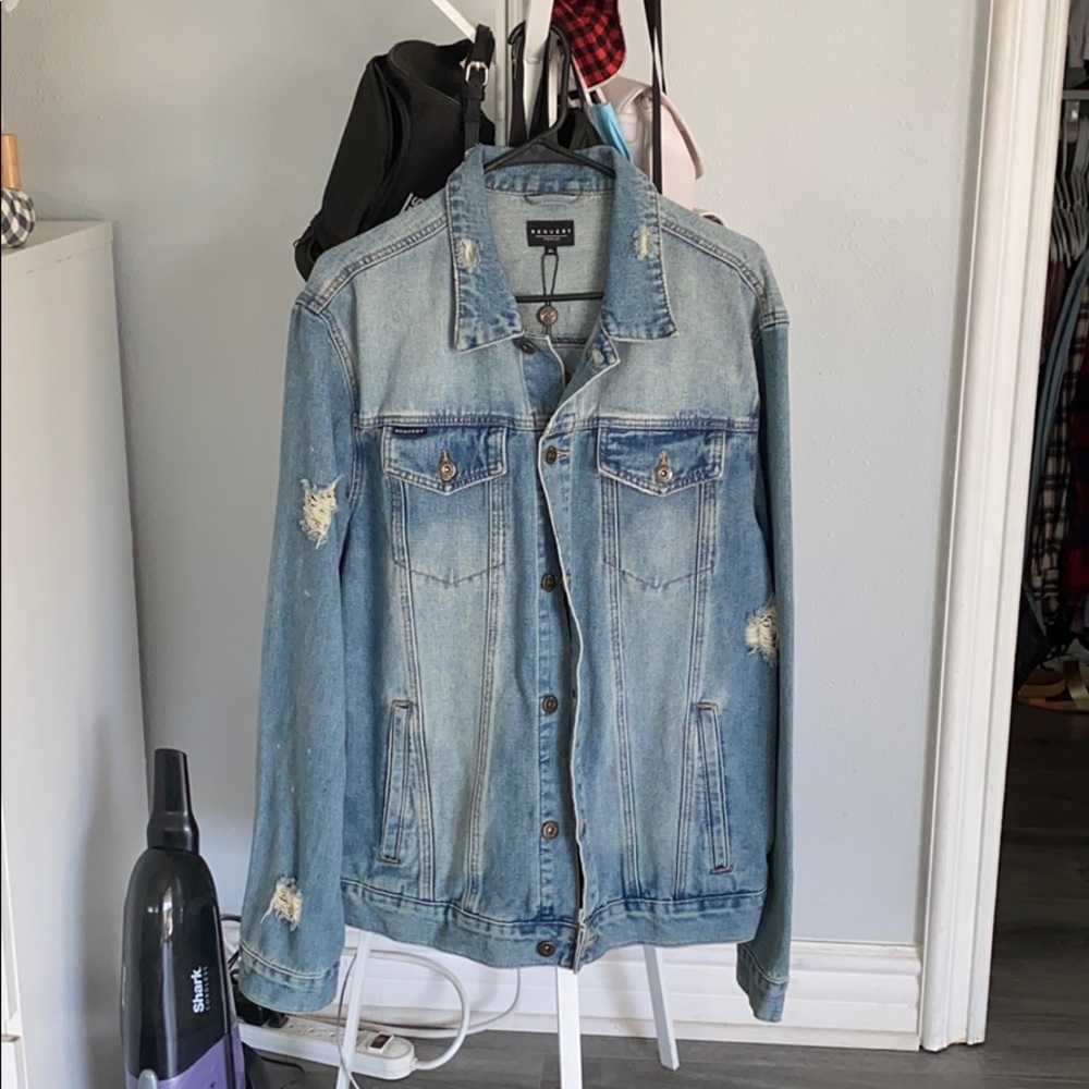 Men’s denim jacket